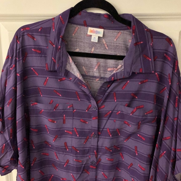 BNWT Lularoe Amy shirt / Size: XL - Picture 1 of 3